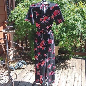 Trixxi Dark Floral Jumpsuit. Wide Leg.